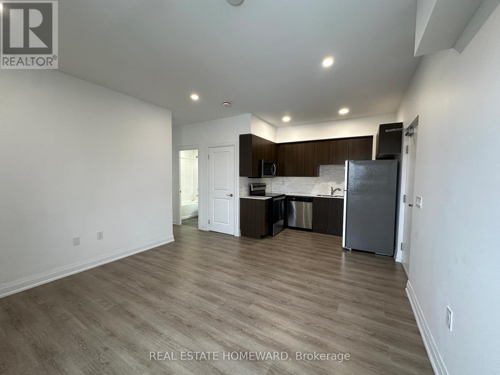 C103 - 5299 Highway 7, Vaughan, Ontario  L4L 0J1 - Photo 6 - N13453846