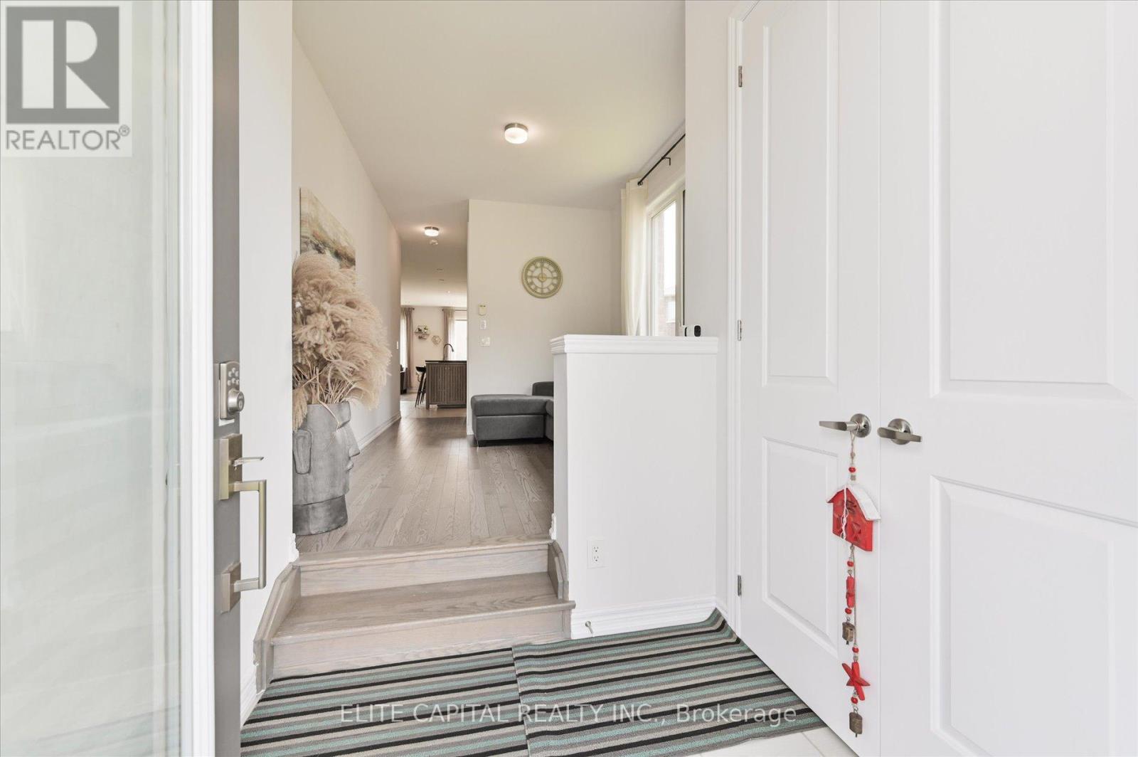 65 Seedling Crescent, Whitchurch-Stouffville, Ontario  L4A 4V5 - Photo 3 - N13453892