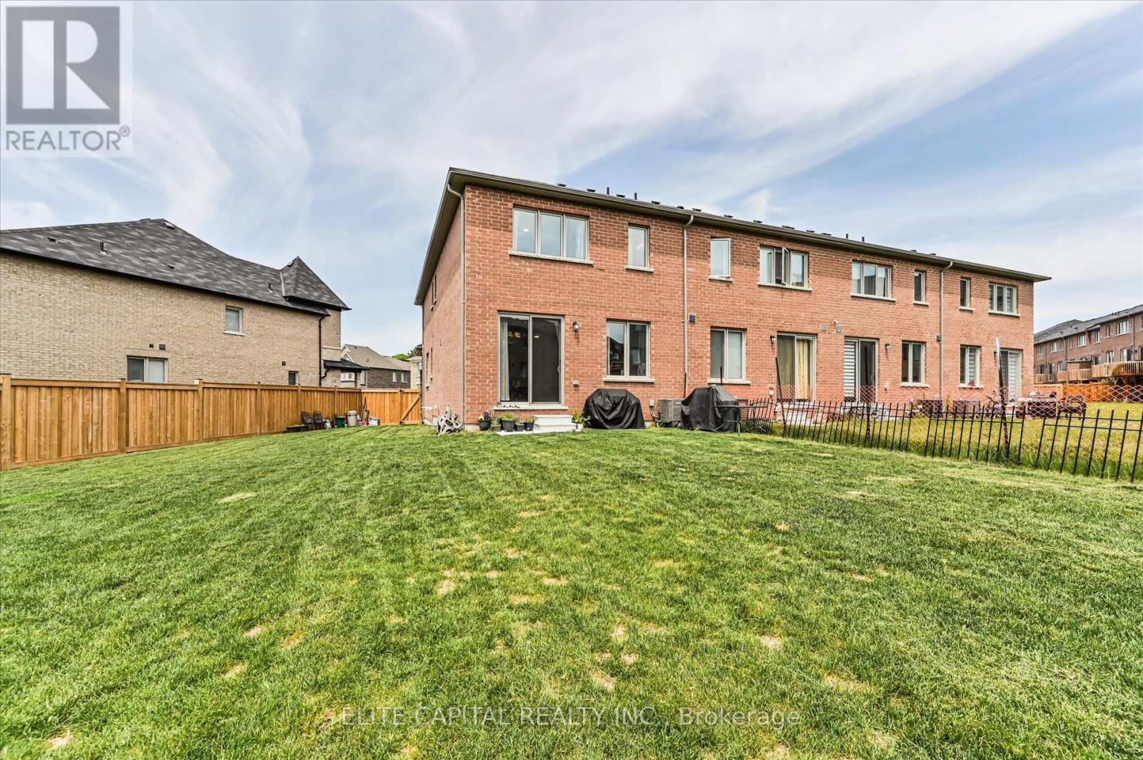 65 Seedling Crescent, Whitchurch-Stouffville, Ontario  L4A 4V5 - Photo 33 - N13453892
