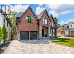 152 WELLS STREET, Aurora, Ontario