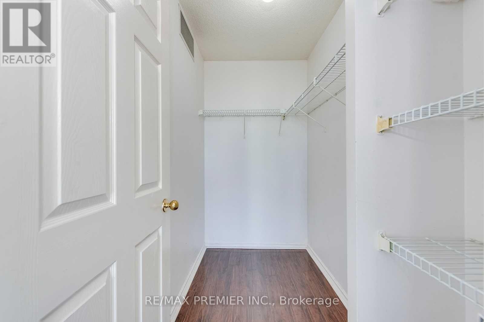 1809 - 285 Enfield Place, Mississauga, Ontario  L5B 3Y6 - Photo 23 - W13453860