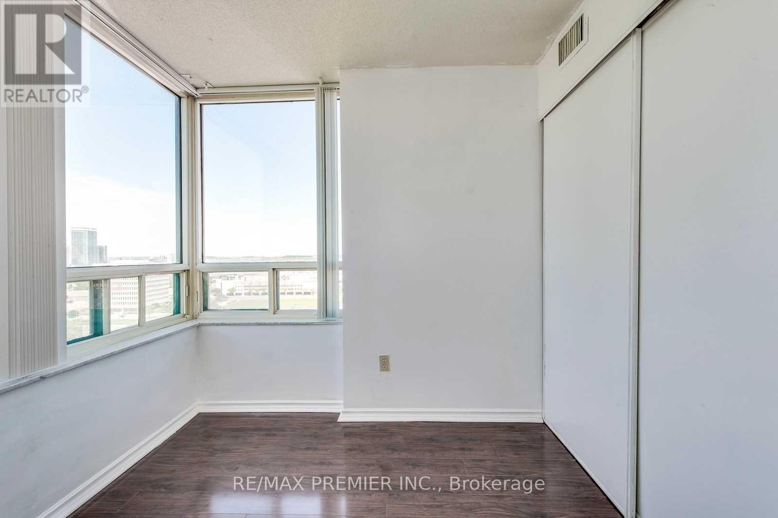 1809 - 285 Enfield Place, Mississauga, Ontario  L5B 3Y6 - Photo 27 - W13453860