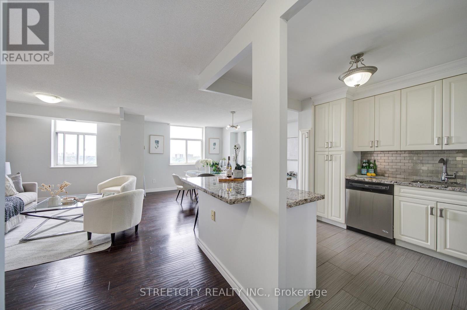 1311 - 3559 Eglinton Avenue W, Toronto, Ontario  M6M 5C6 - Photo 11 - W13453912