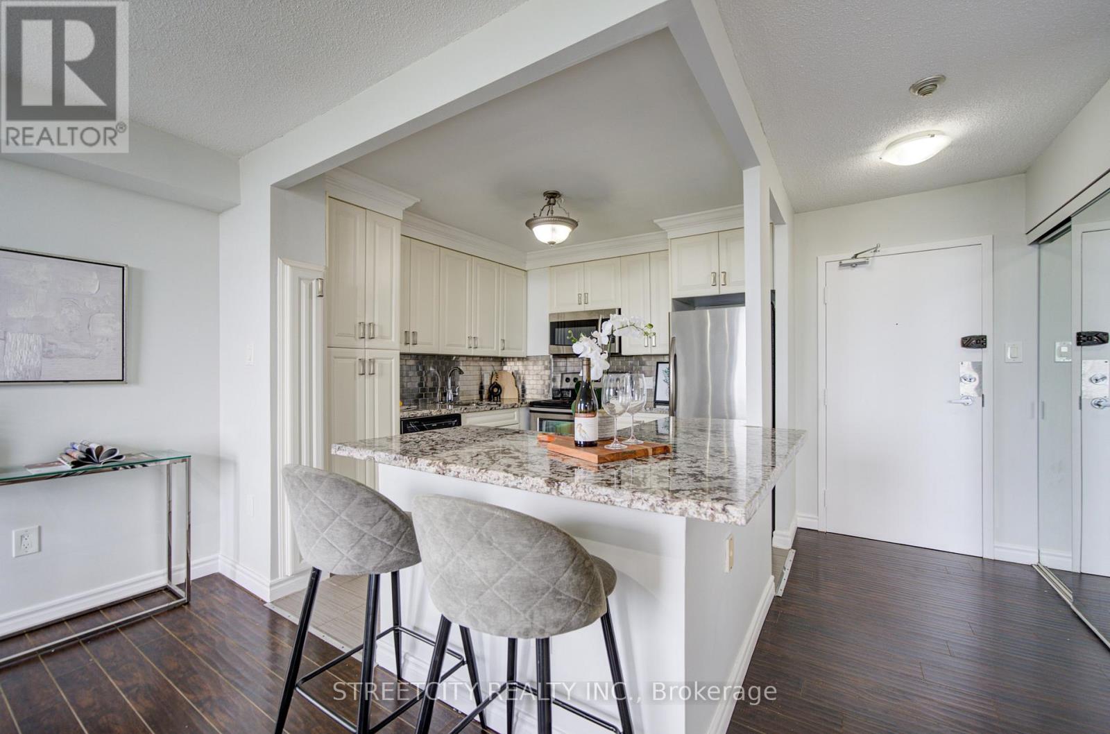 1311 - 3559 Eglinton Avenue W, Toronto, Ontario  M6M 5C6 - Photo 14 - W13453912