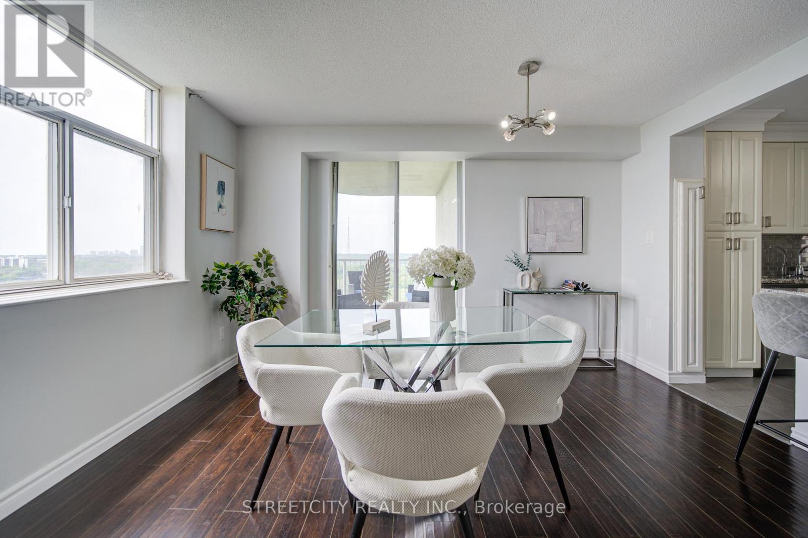 1311 - 3559 Eglinton Avenue W, Toronto, Ontario  M6M 5C6 - Photo 21 - W13453912
