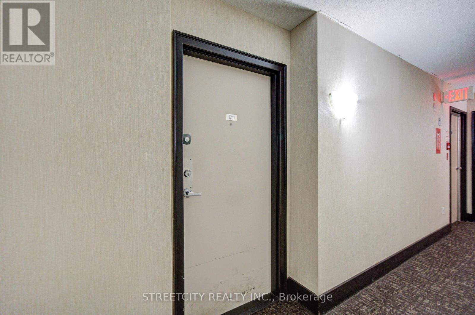 1311 - 3559 Eglinton Avenue W, Toronto, Ontario  M6M 5C6 - Photo 9 - W13453912