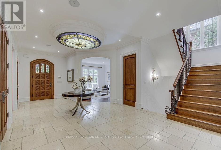 14 St Margarets Drive, Toronto, Ontario  M4N 3E5 - Photo 12 - C13453900