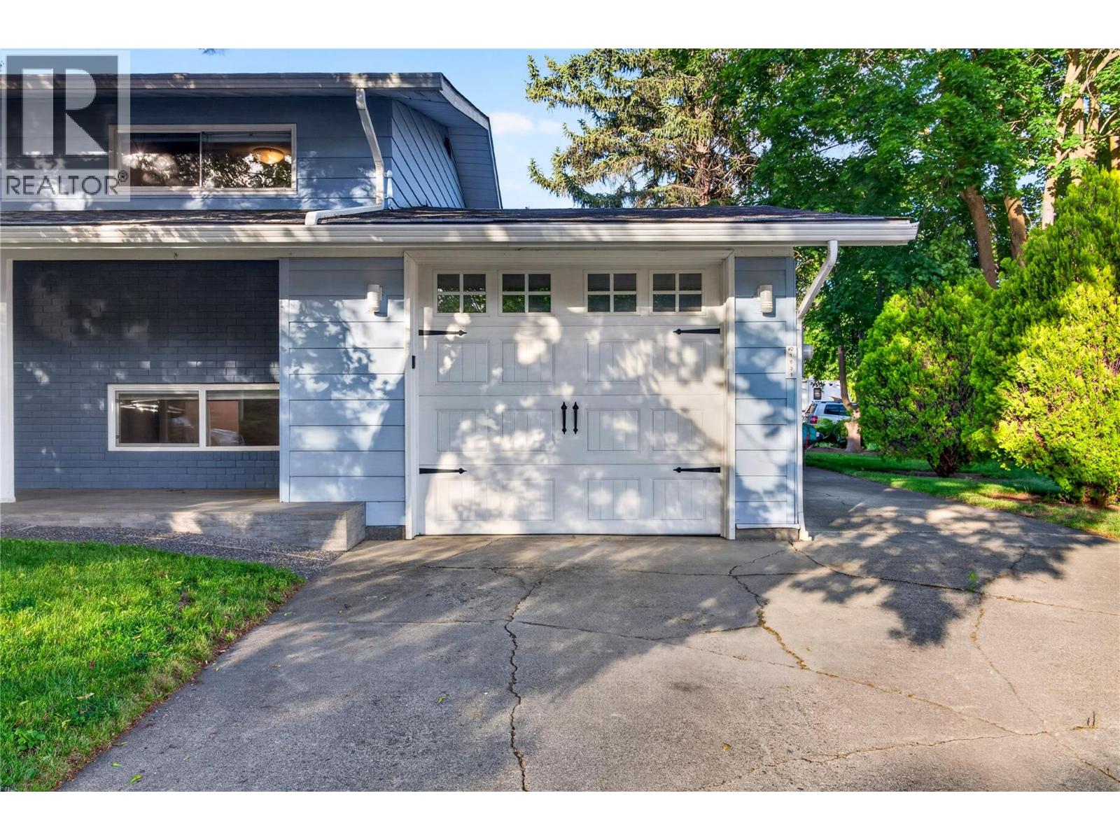 1631 Gillard Drive, Kelowna, British Columbia  V1Y 4J9 - Photo 3 - 10378108