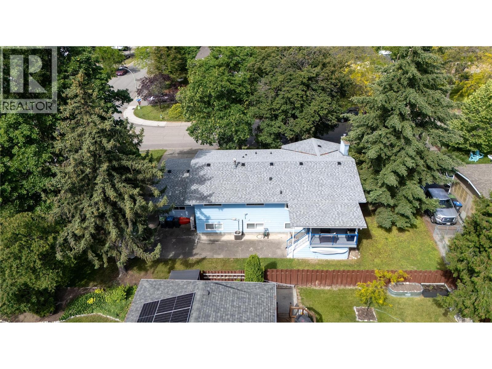 1631 Gillard Drive, Kelowna, British Columbia  V1Y 4J9 - Photo 54 - 10378108