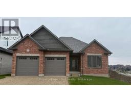 25 AVERY PLACE, Perth East, Ontario