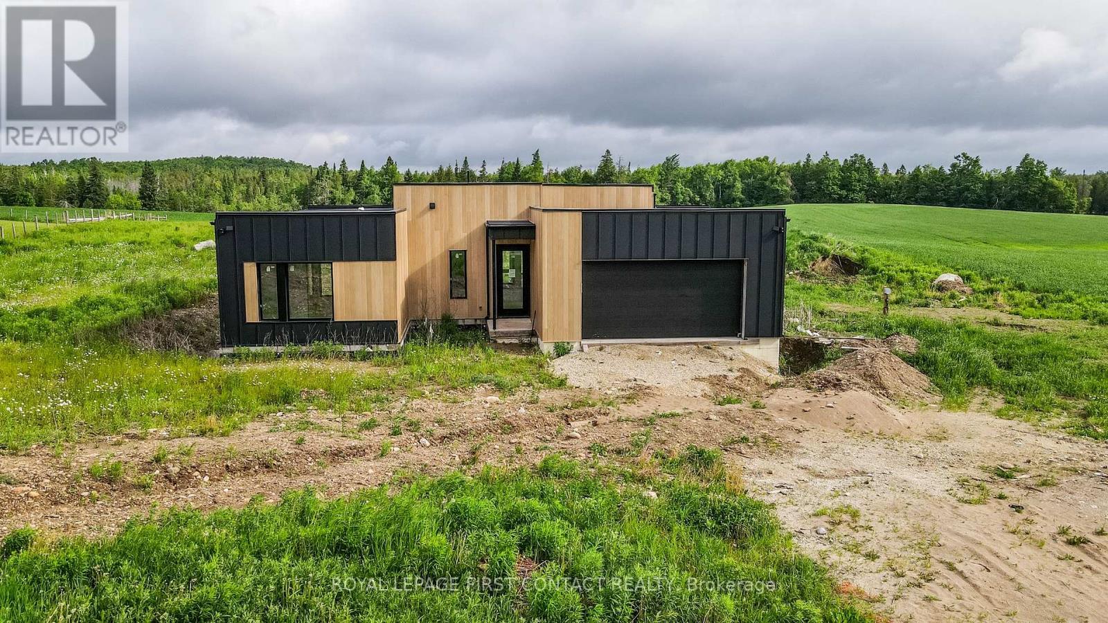 9694 6 7 NOTTAWASAGA SIDE ROAD, Clearview, Ontario