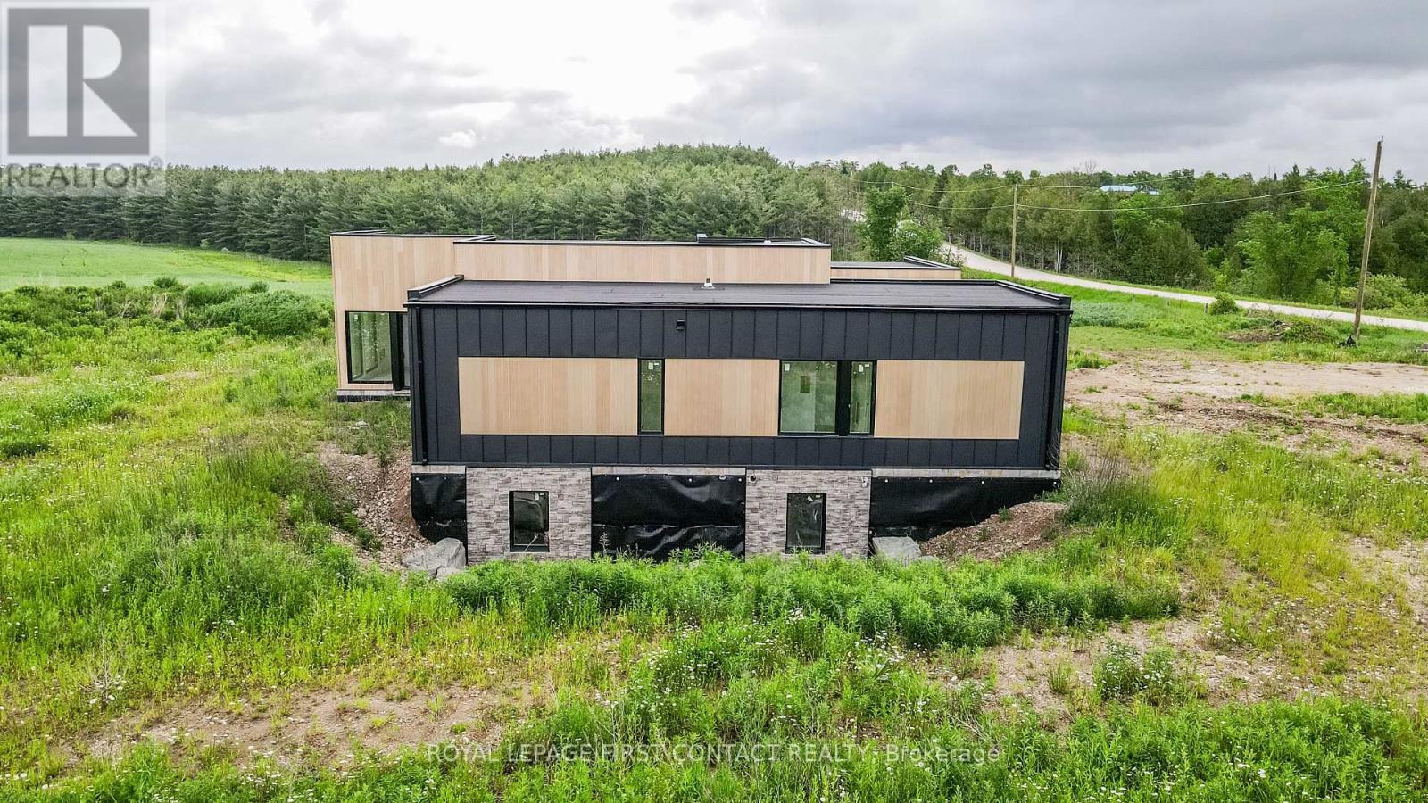 9694 6 7 Nottawasaga Side Road, Clearview, Ontario  L0M 1G0 - Photo 4 - S13453940