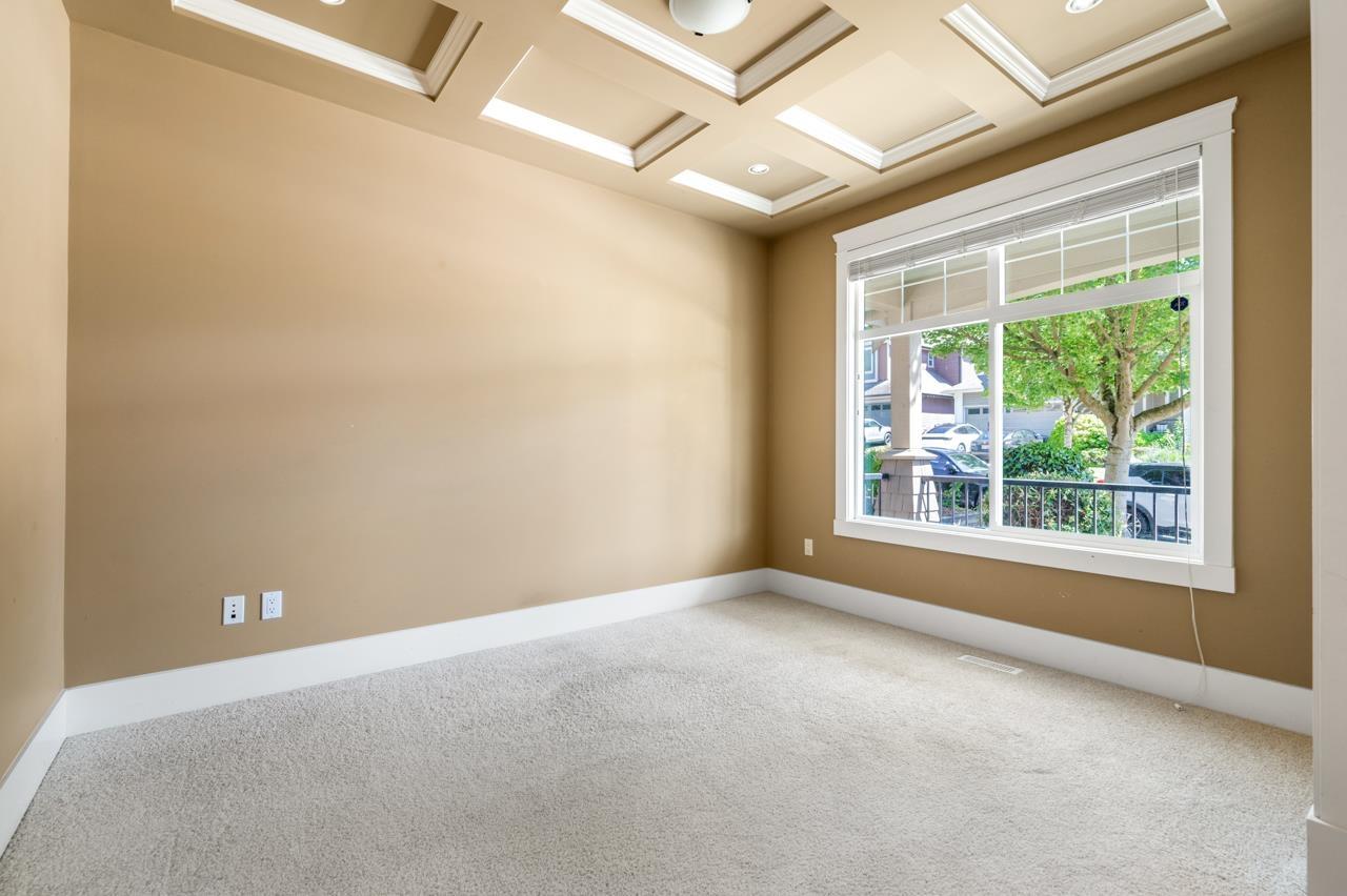 14771 34th Avenue, Surrey, British Columbia  V4P 0B2 - Photo 11 - R3136628