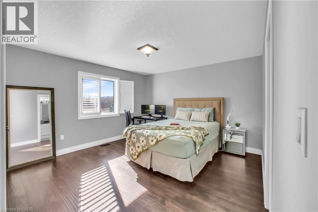 515 St Moritz Avenue, Waterloo, Ontario  N2T 0B3 - Photo 36 - 40820017