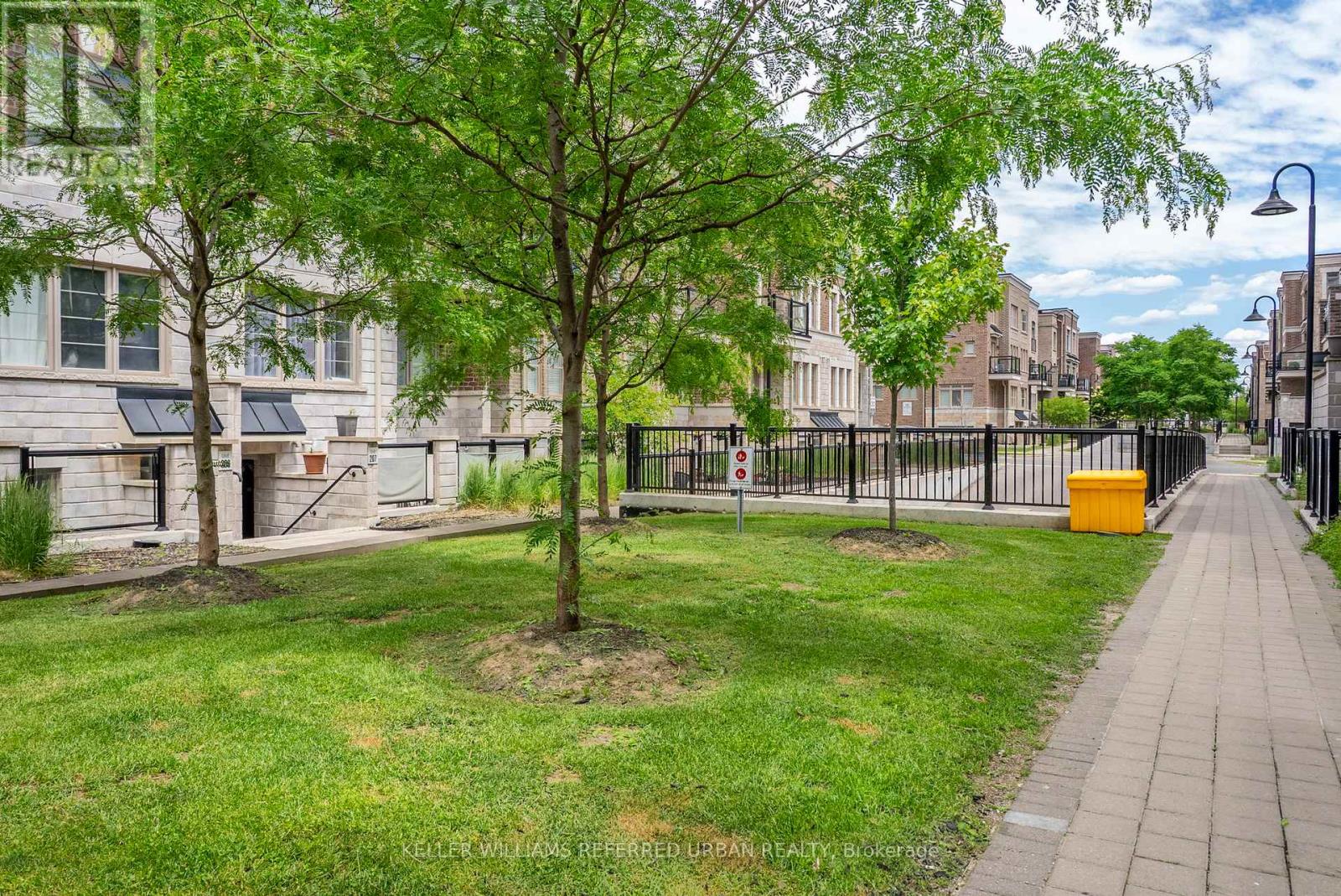 235 - 2355 Sheppard Avenue W, Toronto, Ontario  M9M 1M3 - Photo 25 - W13453956