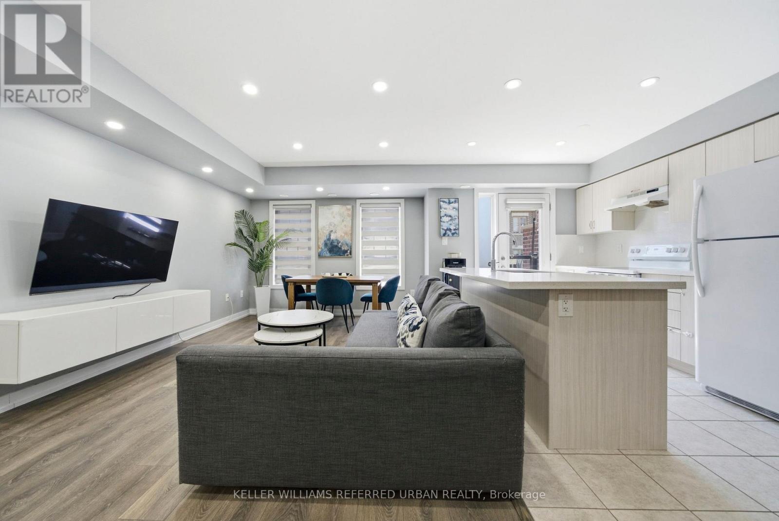 235 - 2355 Sheppard Avenue W, Toronto, Ontario  M9M 1M3 - Photo 5 - W13453956