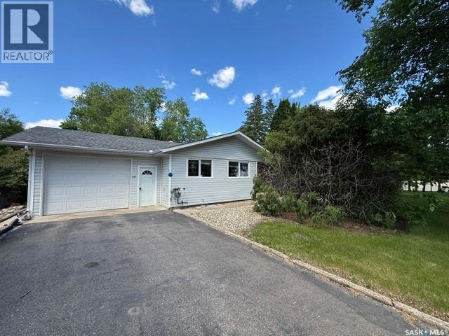 245 Queen Elizabeth BOULEVARD, kamsack, Saskatchewan