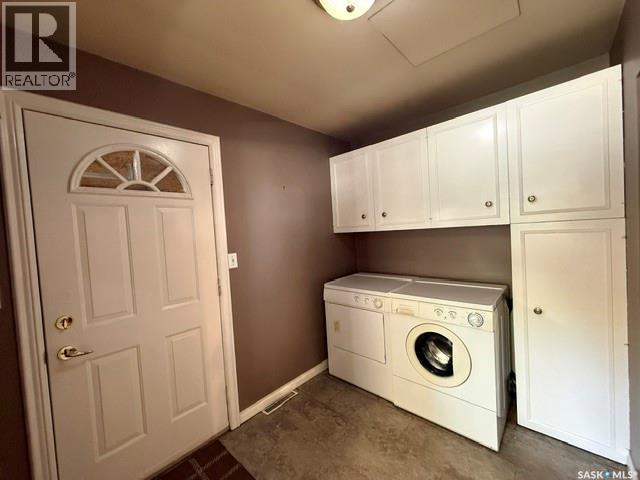 245 Queen Elizabeth Boulevard, Kamsack, Saskatchewan  S0A 1S0 - Photo 7 - SK039591