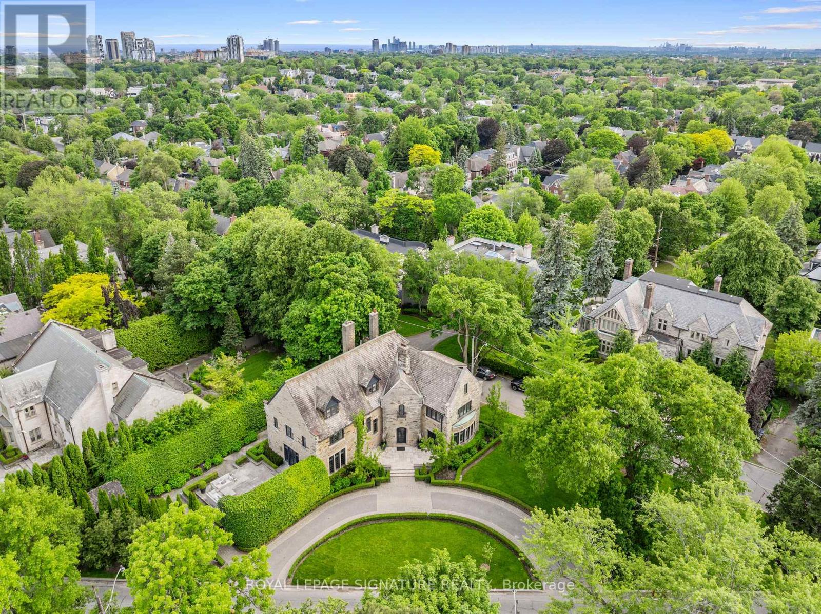 64 Old Forest Hill Road, Toronto, Ontario  M5P 2R2 - Photo 6 - C12865234