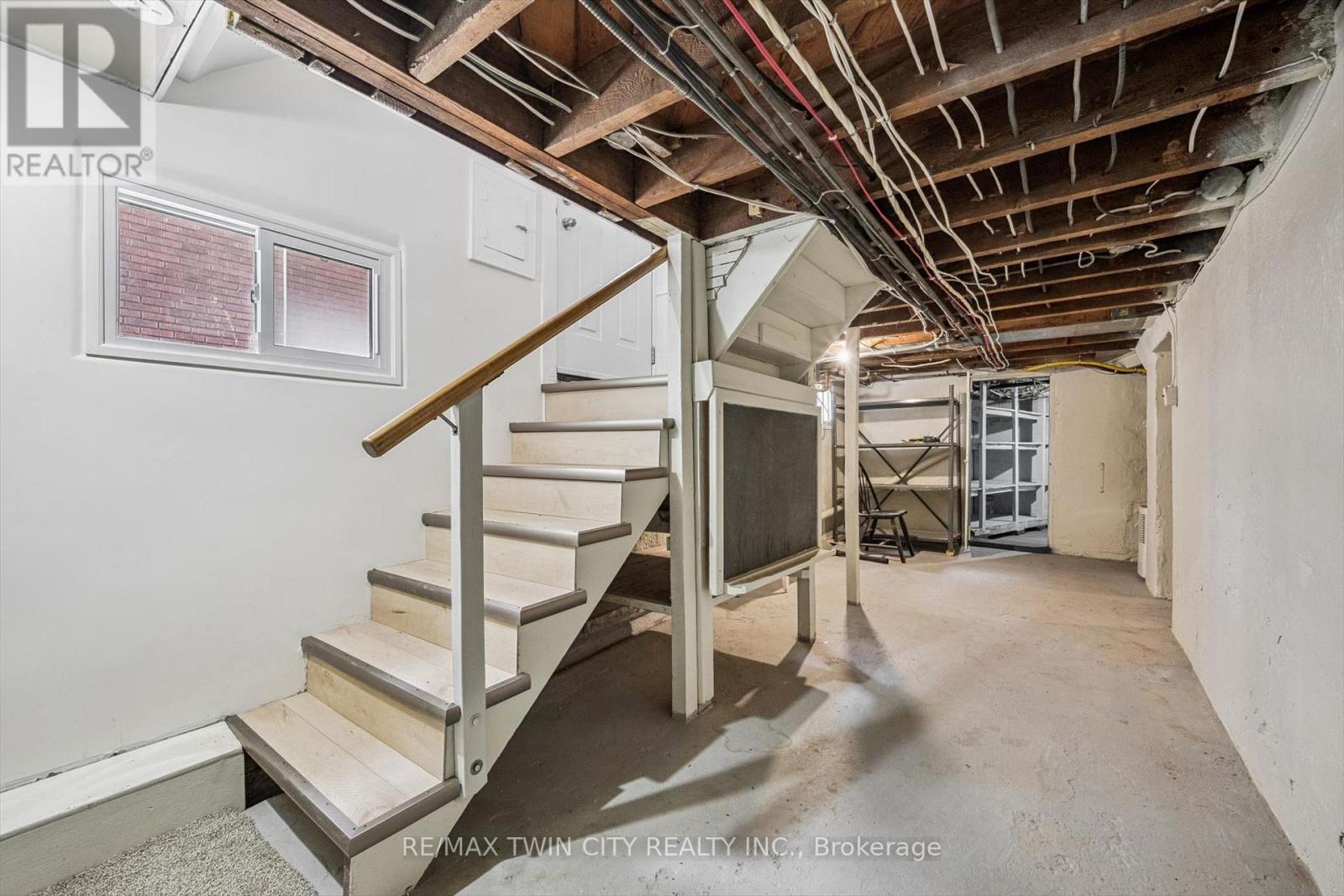 38 Stirling Avenue N, Kitchener, Ontario  N2H 3G5 - Photo 17 - X13453932