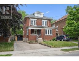38 STIRLING AVENUE N, Kitchener, Ontario