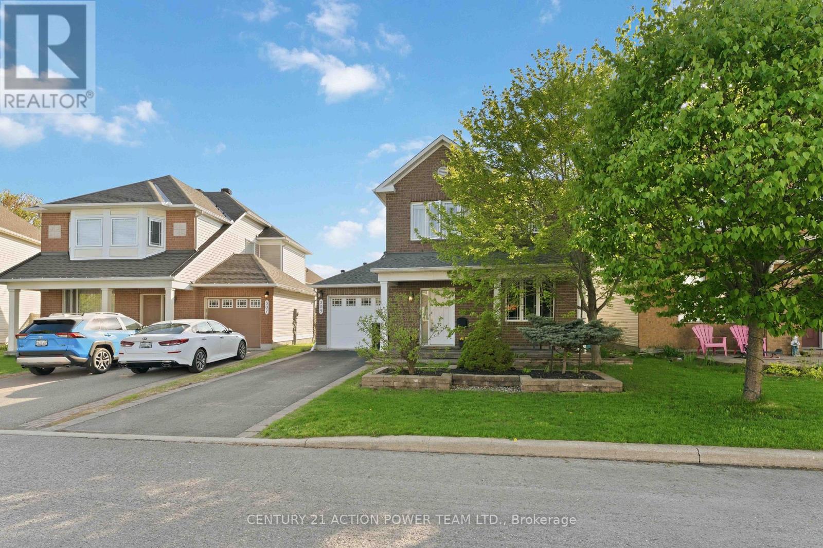 305 SARABELLA STREET, Ottawa, Ontario