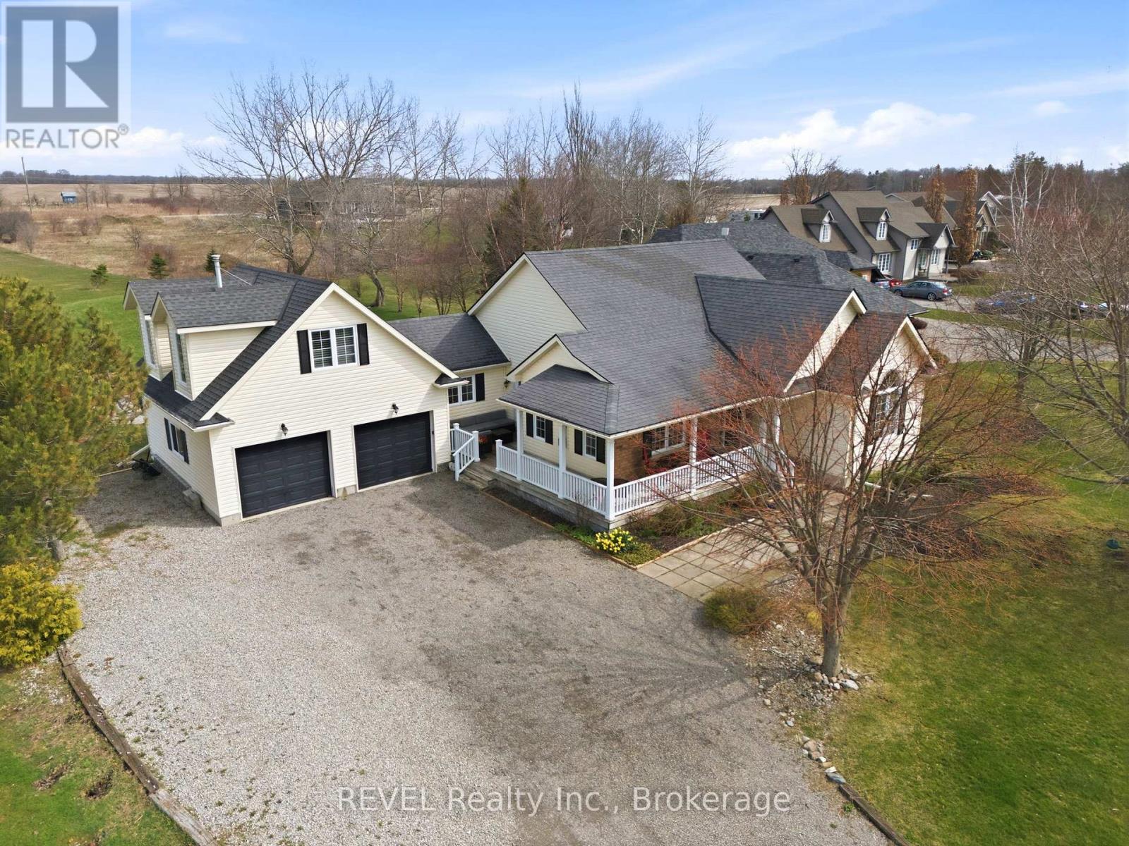 17 Stonehaven Road, Haldimand, Ontario N1A 2W6 - Photo 1 - X13453980