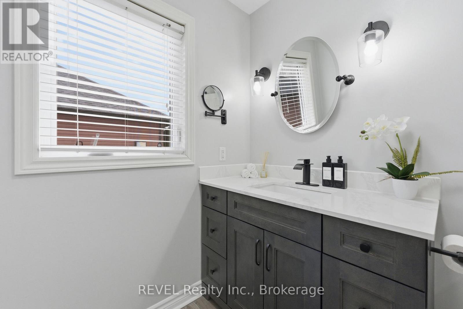 17 Stonehaven Road, Haldimand, Ontario N1A 2W6 - Photo 19 - X13453980