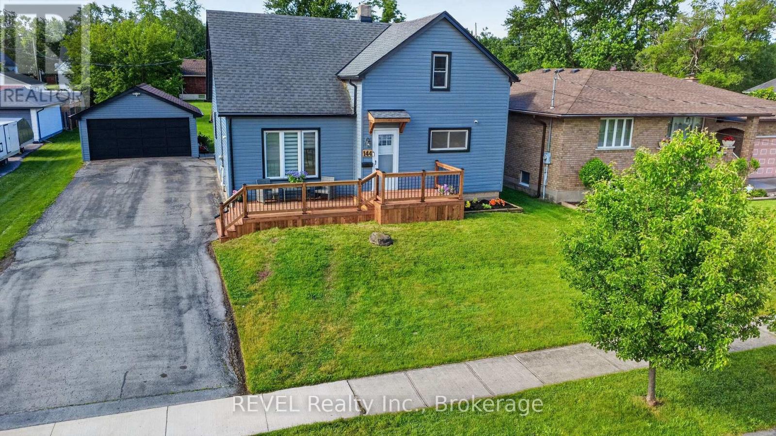 144 Lavinia Street, Fort Erie, Ontario  L2A 2E6 - Photo 1 - X13453984