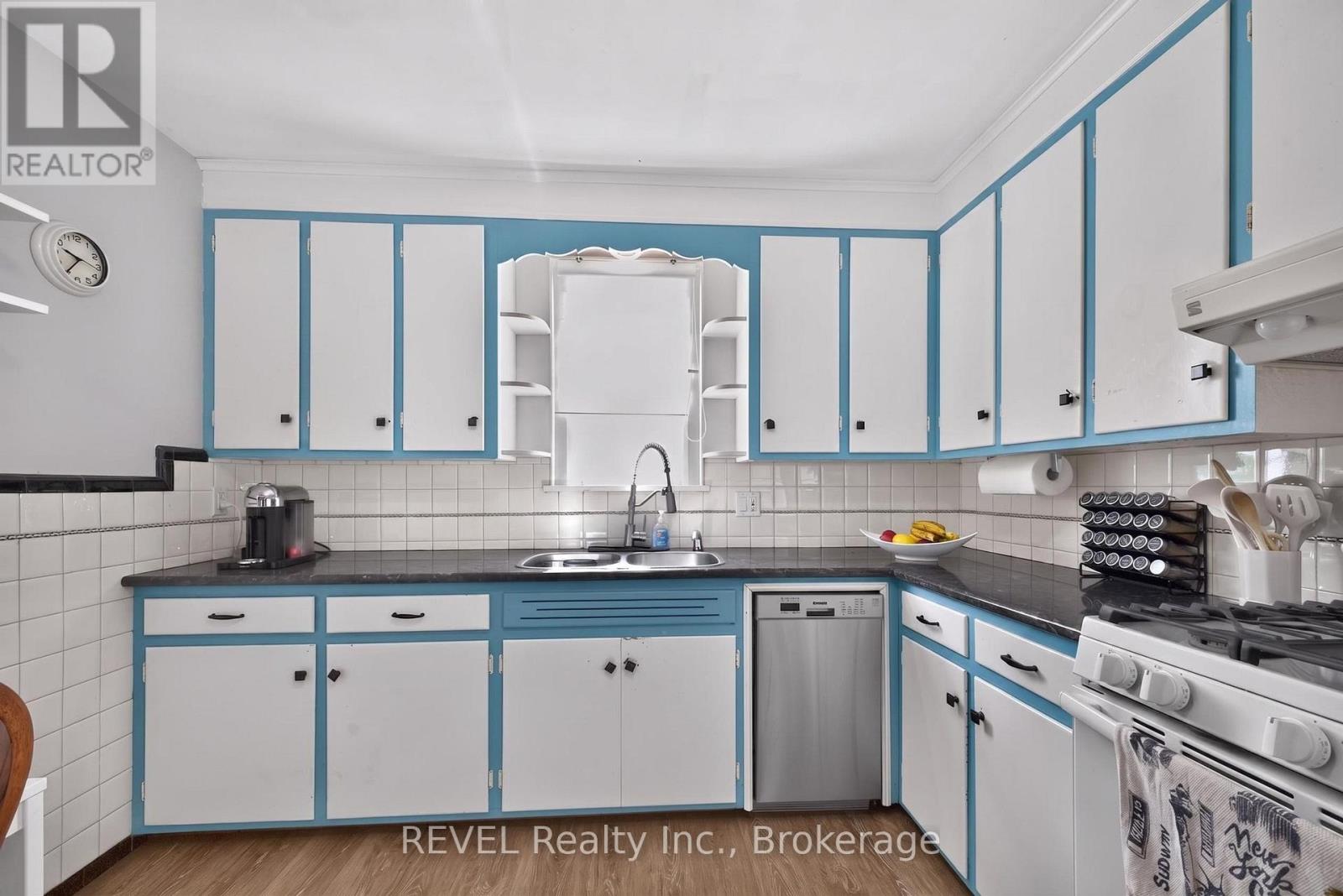 144 Lavinia Street, Fort Erie, Ontario  L2A 2E6 - Photo 15 - X13453984