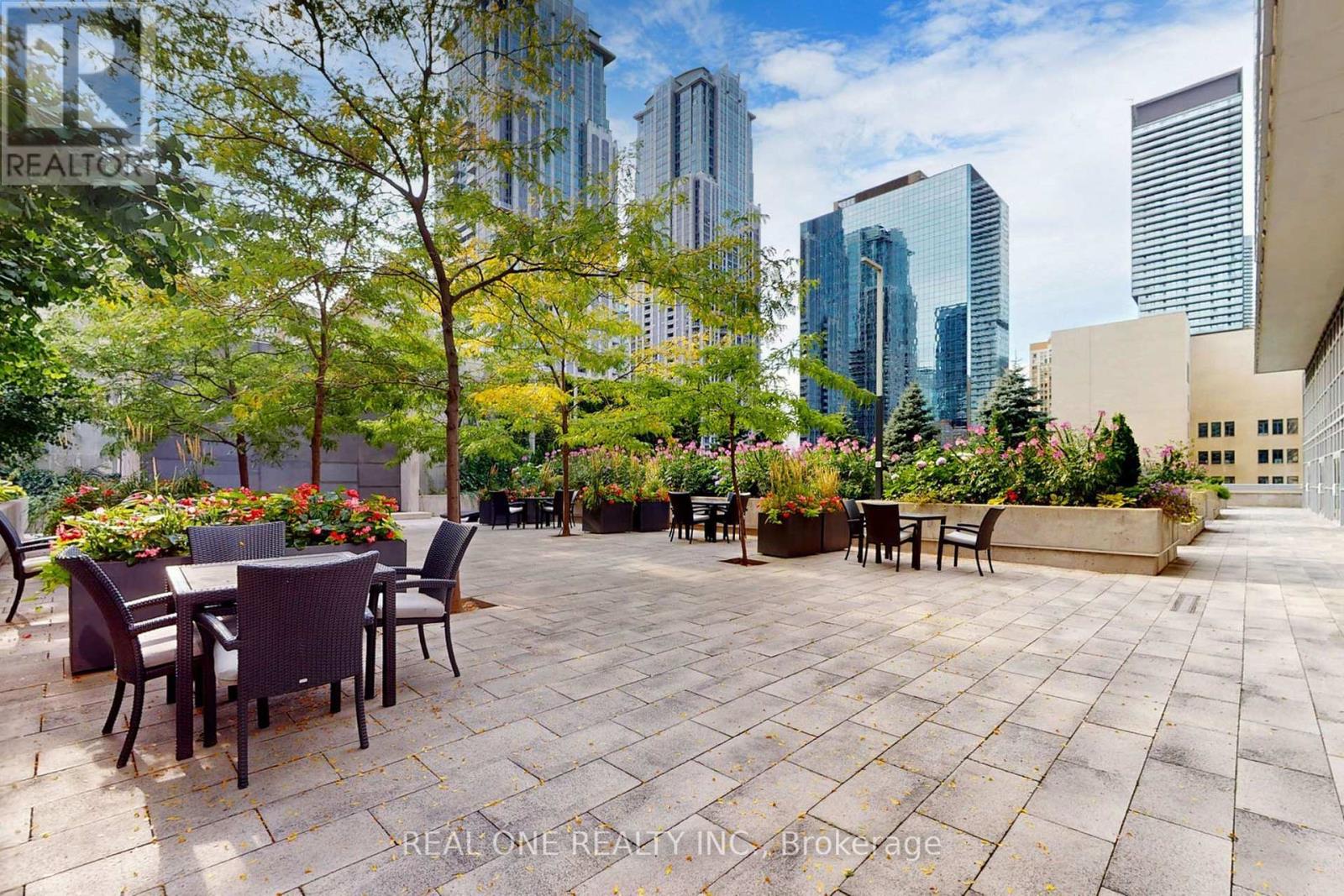1408 - 386 Yonge Street, Toronto, Ontario M5B 0A5 - Photo 38 - C12820474