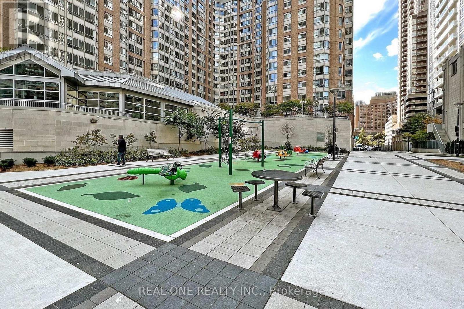 1408 - 386 Yonge Street, Toronto, Ontario M5B 0A5 - Photo 41 - C12820474