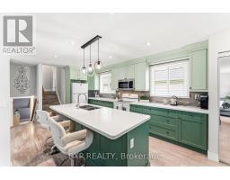 570 ANNANDALE STREET, Oshawa, Ontario