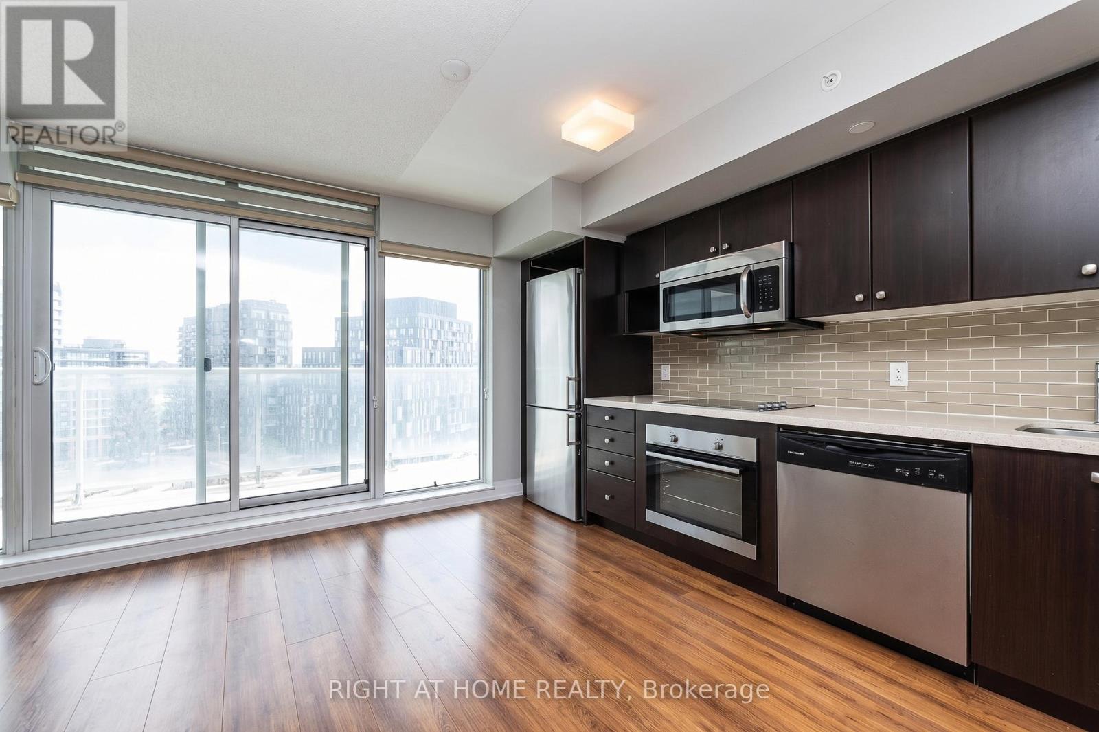 W1003 - 565 WILSON AVENUE, Toronto, Ontario