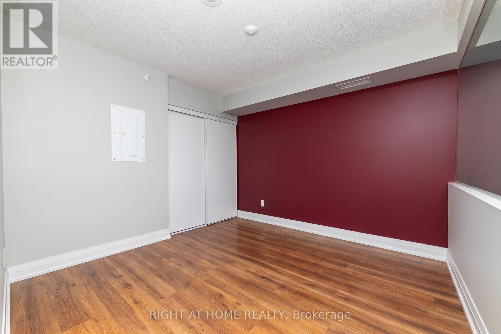 W1003 - 565 Wilson Avenue, Toronto, Ontario M3H 0C6 - Photo 6 - C13453970