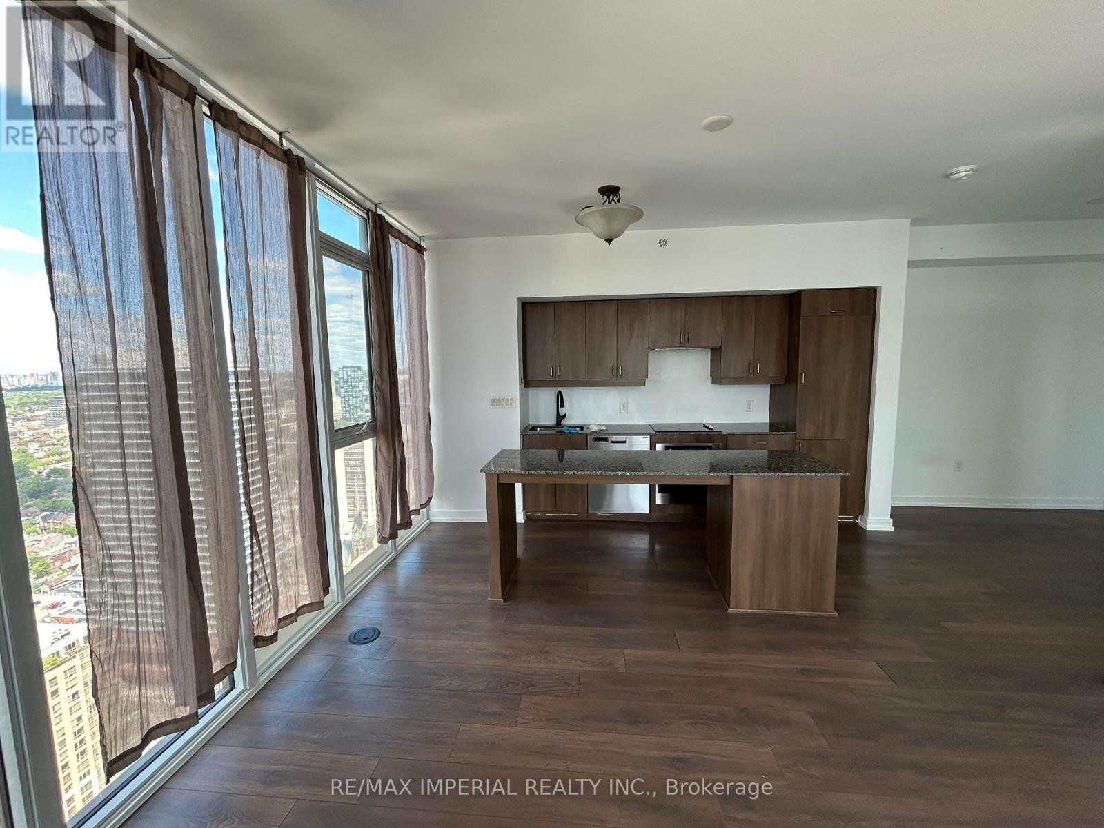 3603 - 426 University Avenue, Toronto, Ontario M5G 1S9 - Photo 3 - C13454022