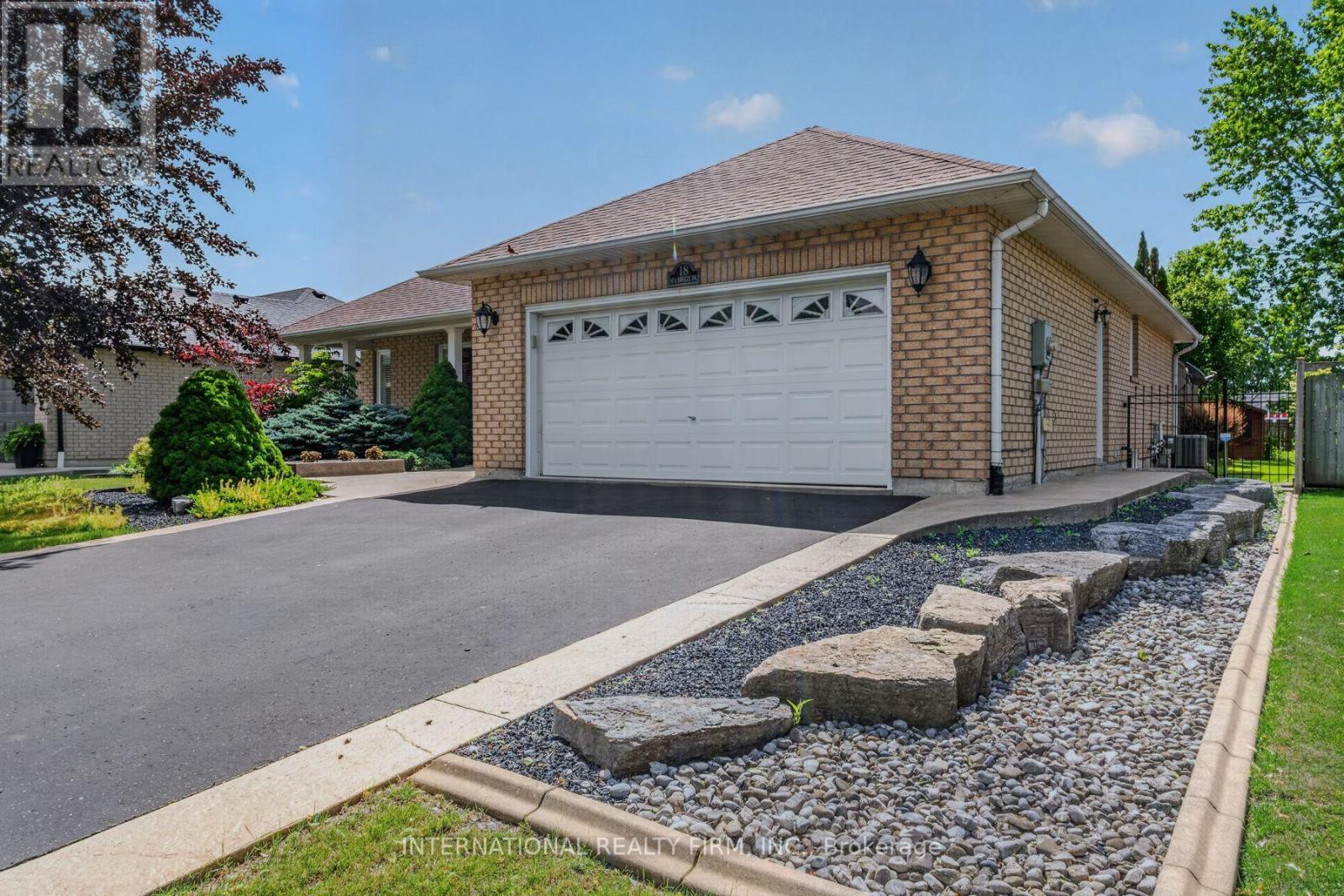 18 Sea Breeze Drive, Norfolk, Ontario  N0A 1N7 - Photo 2 - X13027848
