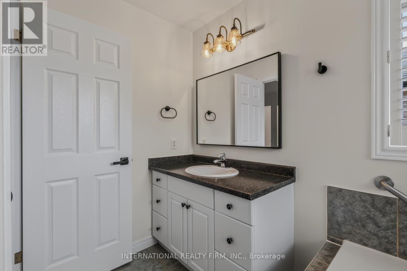 18 Sea Breeze Drive, Norfolk, Ontario  N0A 1N7 - Photo 28 - X13027848