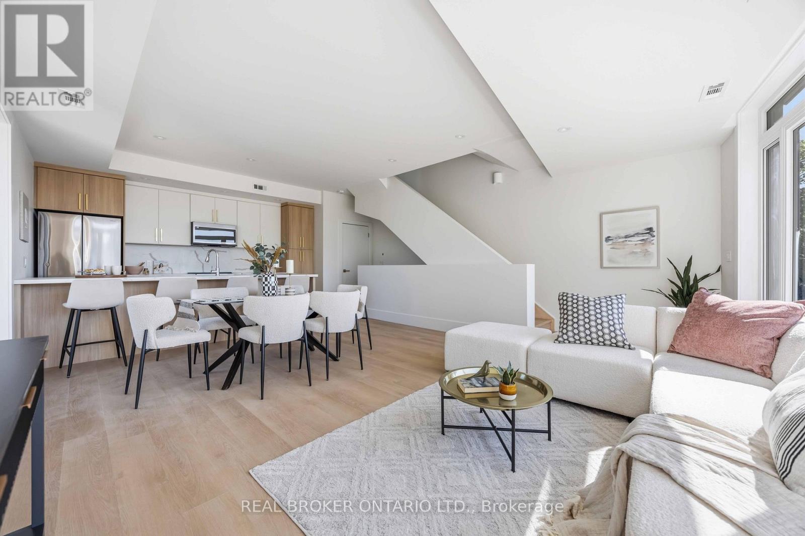 D - 102 Boultbee Avenue, Toronto, Ontario  M4J 1B3 - Photo 17 - E13454000