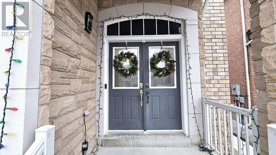 42 Ozner Crescent, Vaughan, Ontario  L4H 0E1 - Photo 4 - N13453968