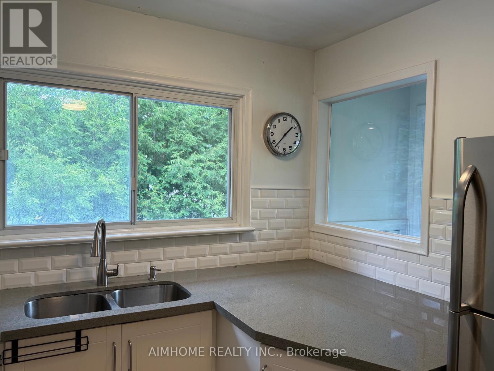 2076 Constance Drive, Oakville, Ontario  L6J 2V7 - Photo 16 - W13453990