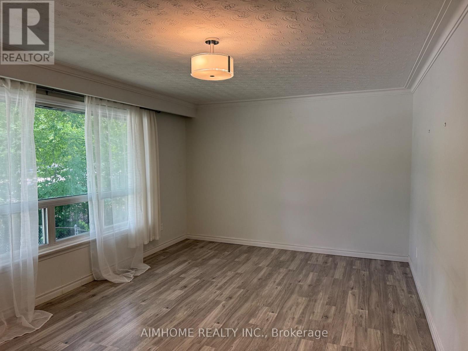 2076 Constance Drive, Oakville, Ontario  L6J 2V7 - Photo 5 - W13453990