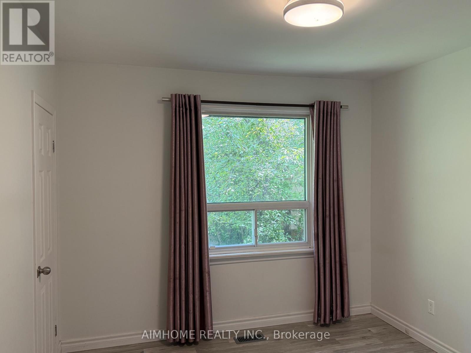 2076 Constance Drive, Oakville, Ontario  L6J 2V7 - Photo 8 - W13453990