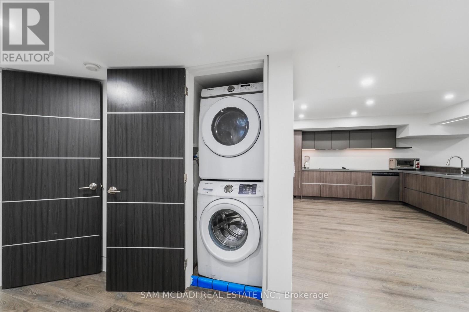 5481 Middleport Crescent, Mississauga, Ontario  L4Z 3V2 - Photo 30 - W13454004