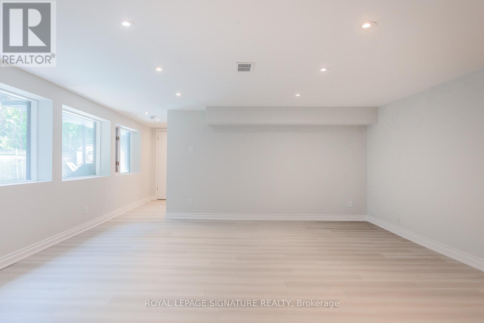 14 Canerouth Drive, Toronto, Ontario  M9C 3R5 - Photo 15 - W13454020