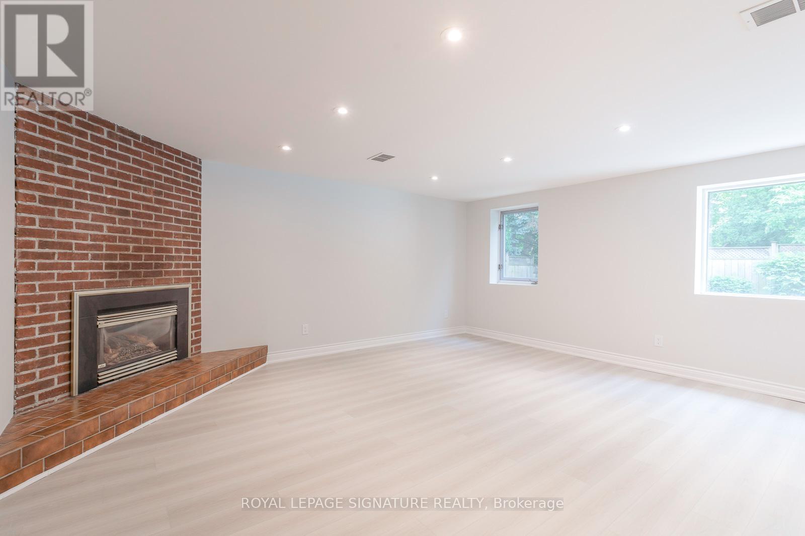 14 Canerouth Drive, Toronto, Ontario  M9C 3R5 - Photo 17 - W13454020