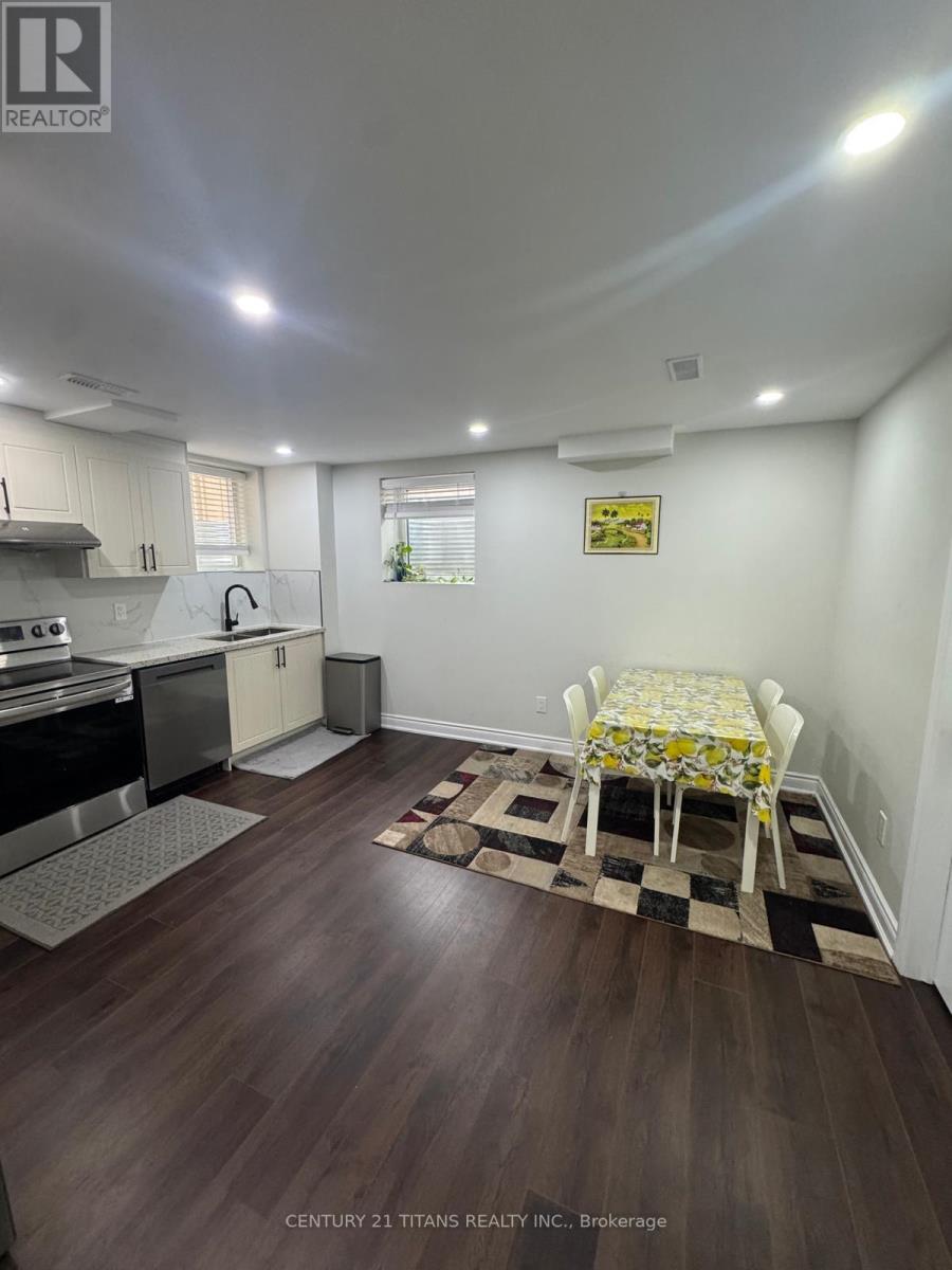 Bsmt - 4 Priory Drive, Whitby, Ontario  L1P 0K9 - Photo 4 - E13448828