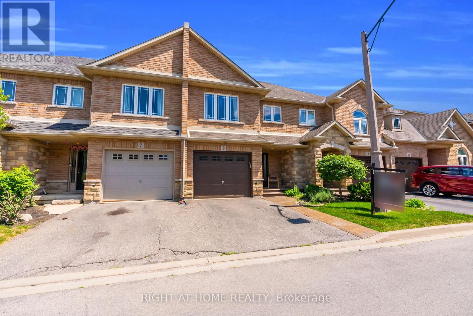 9 Periwinkle Drive, Hamilton, Ontario  L0R 1P0 - Photo 5 - X13453992
