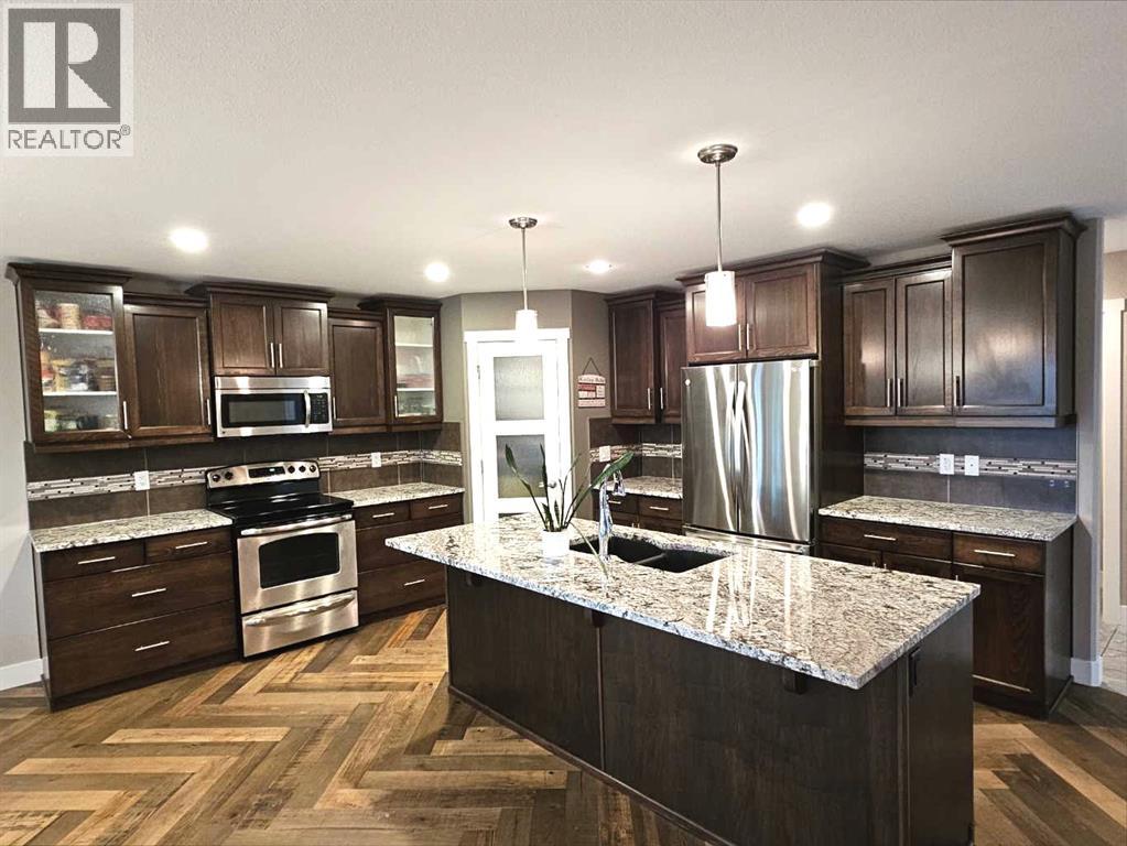 302 Sixmile Ridge S, Lethbridge, Alberta  T1K 5W8 - Photo 6 - A2320097