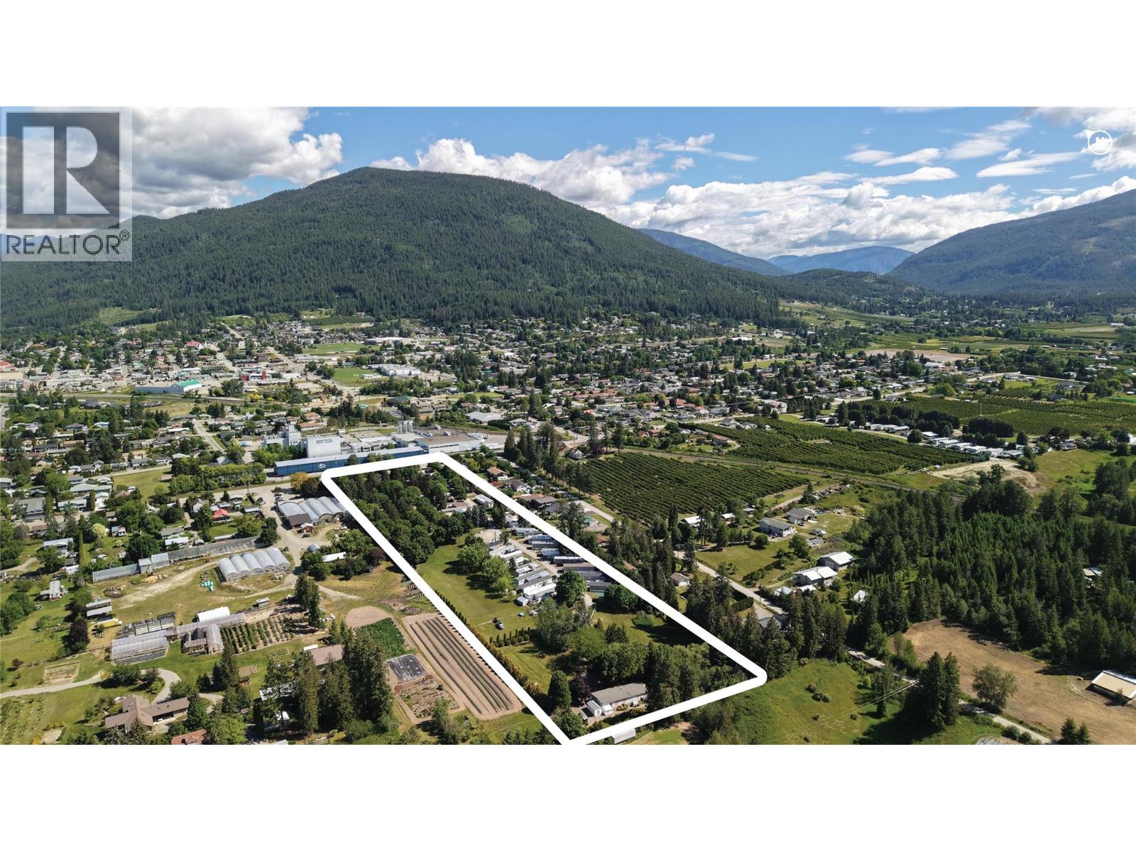 1409 Erickson Road, Creston, British Columbia